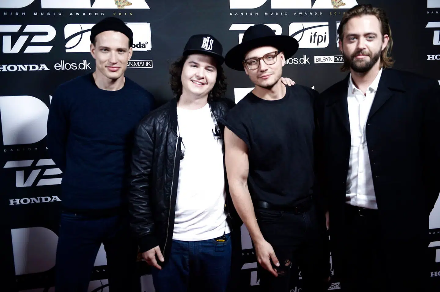 Lukas Graham til Danish Music Awards i 2015. Kasper Daugaard (t.h.) er ikke med i bandet længere.
