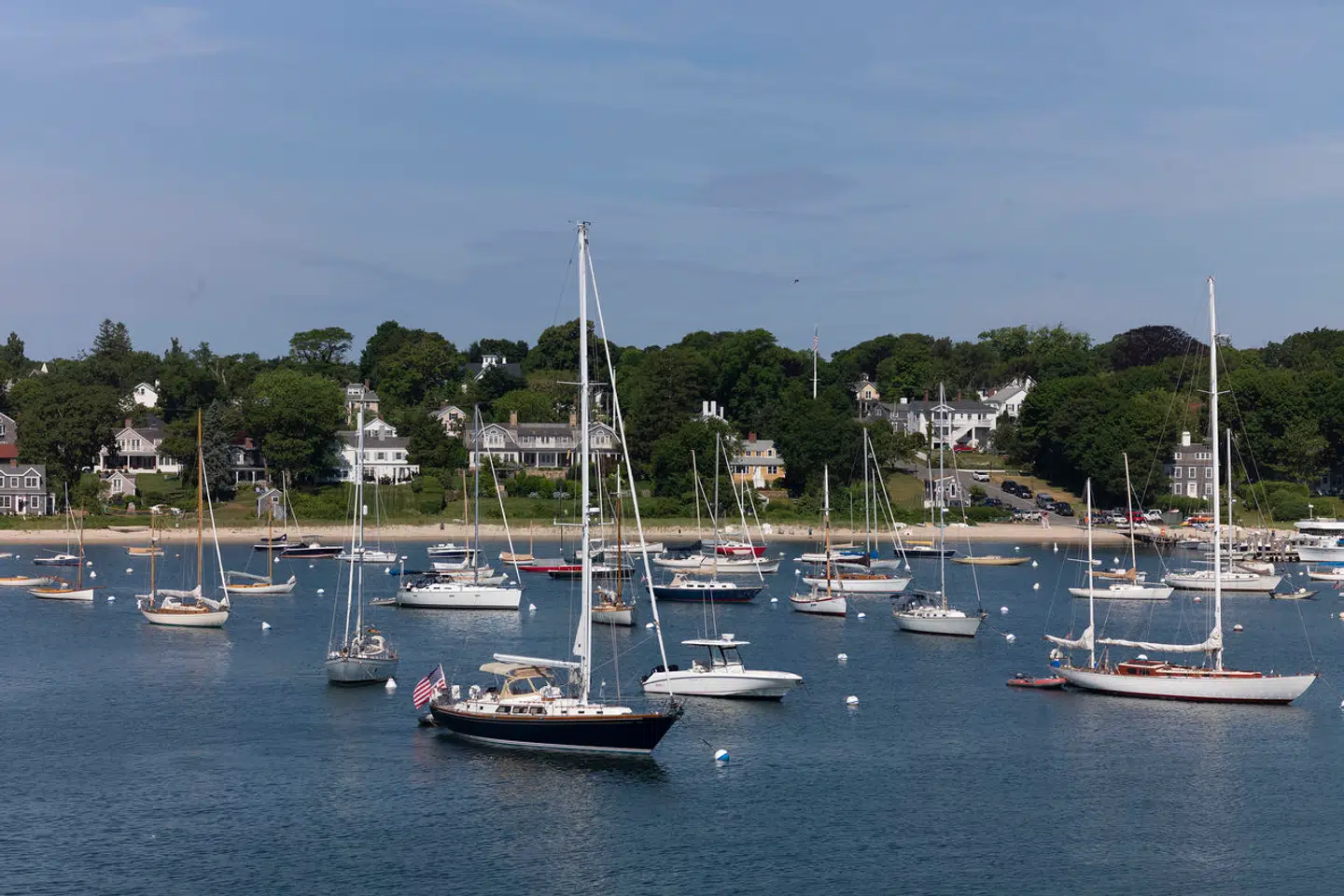 Martha's Vineyard i Massachusetts er blandt andet kendt som de rige og berømte – og venstreorienterede – amerikaneres sommerkoloni.