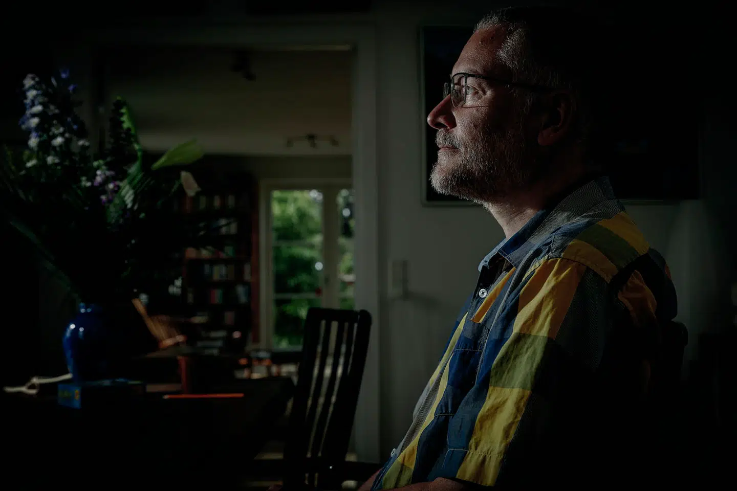 Egil Hvid-Olsen skriver om sin mors sidste tid: »Hendes forståelse af, hvad der skete omkring hende, flød sammen i et kaos, hun ikke kunne orientere sig i.«