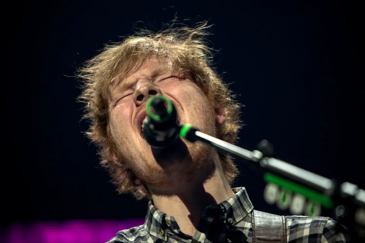 Billetterne til Ed Sheerans koncerter i 2025 er blevet revet væk på få timer.