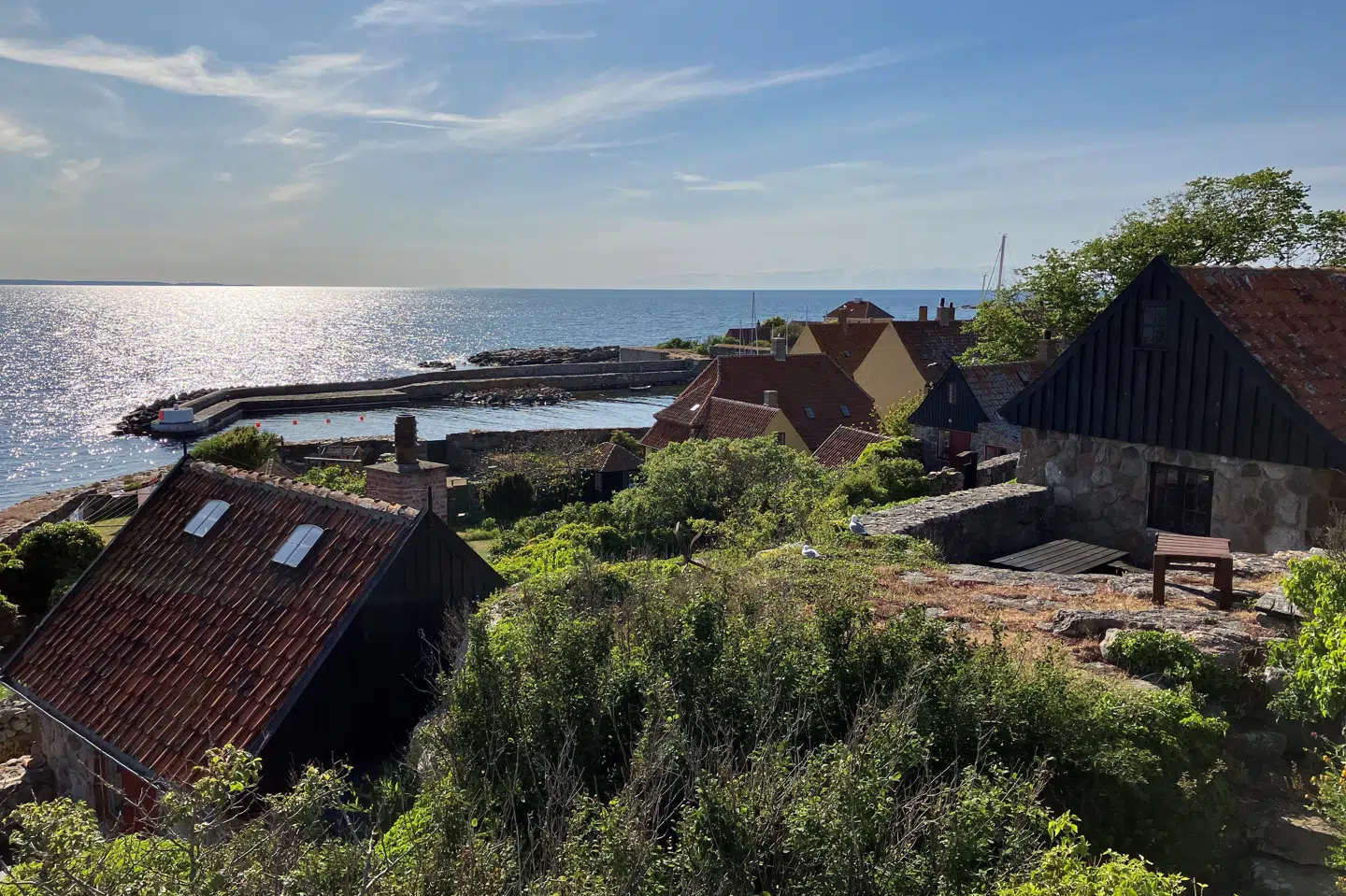 Ugen lægger fra med godt vejr, inden regnen kommer onsdag. (Arkivfoto).