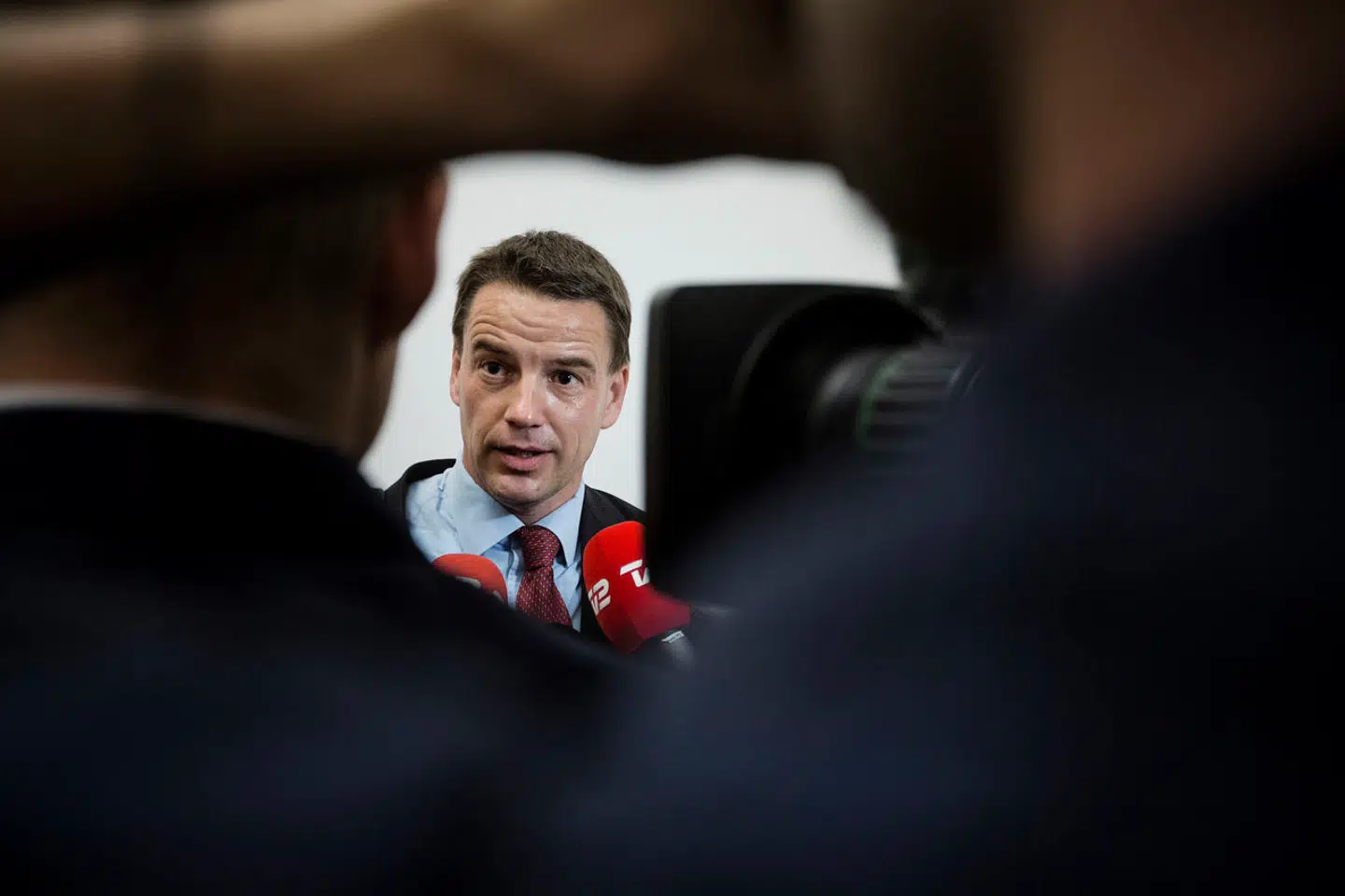 Christian Friis Bach sad i Folketinget for Radikale Venstre fra 2011, hvor han også var udviklingsminister frem til 2013. Inden da var han international chef for Folkekirkens Nødhjælp, ligesom han efterfølgende var generalsekretær i Dansk Flygtningehjælp fra 2017 til 2019.