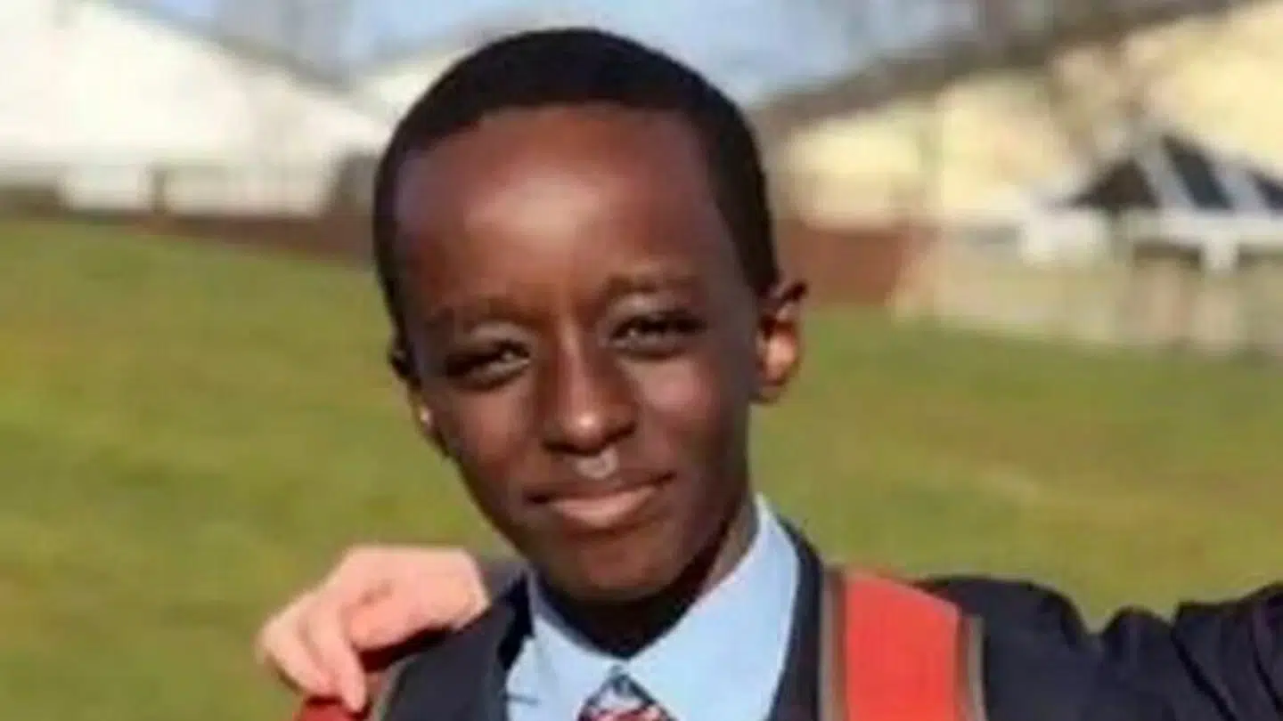 Den formodede gerningsmand til drabet på tre piger på en danseskole i Southport i England. På billedet er han yngre end i dag.