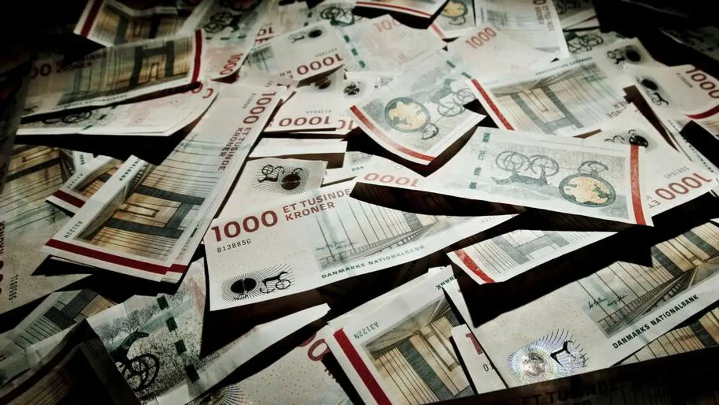 Formuer forsvandt mandag som dug for solen.