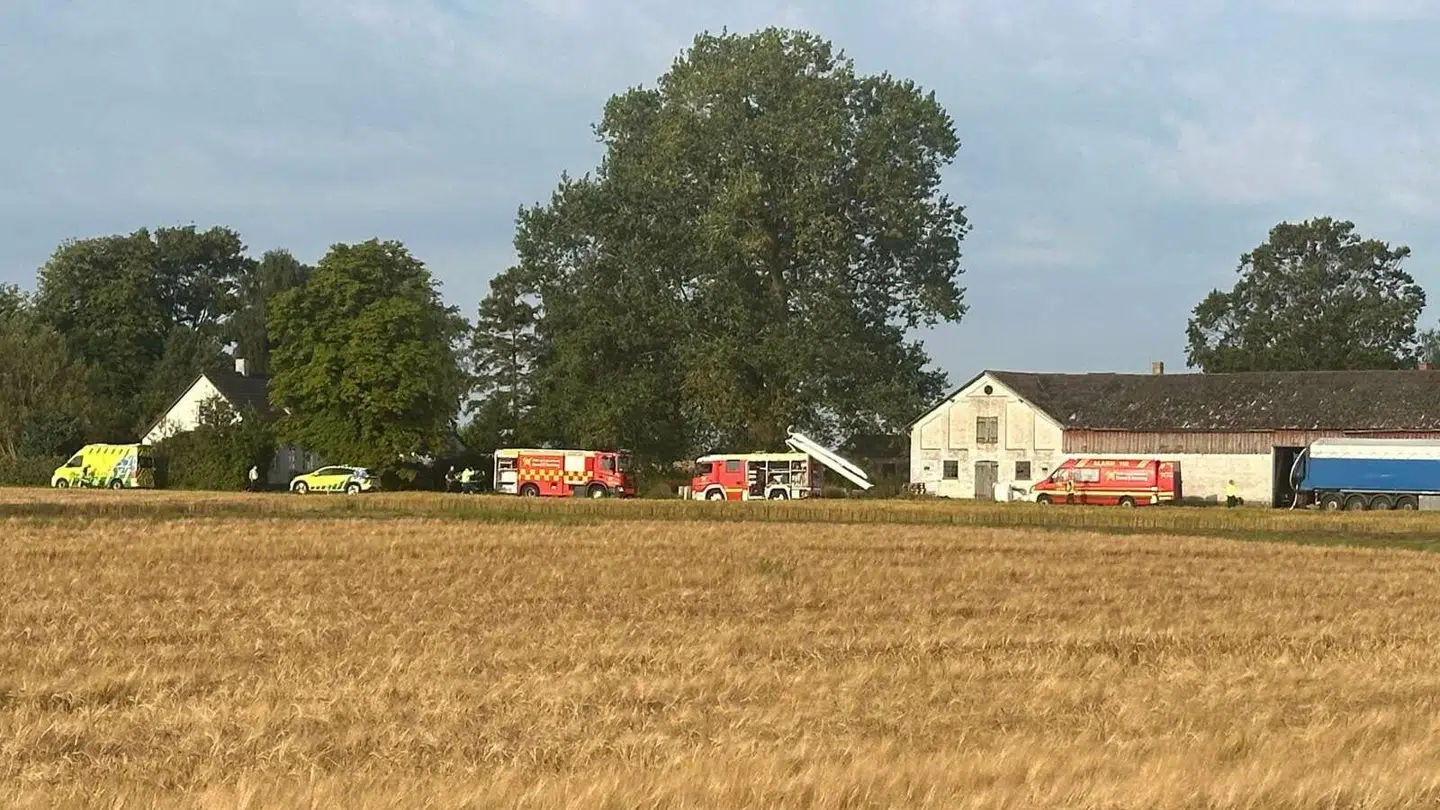 Tidligt onsdag morgen faldt en mand i en kornsilo på denne landejendom på Sydsjælland.