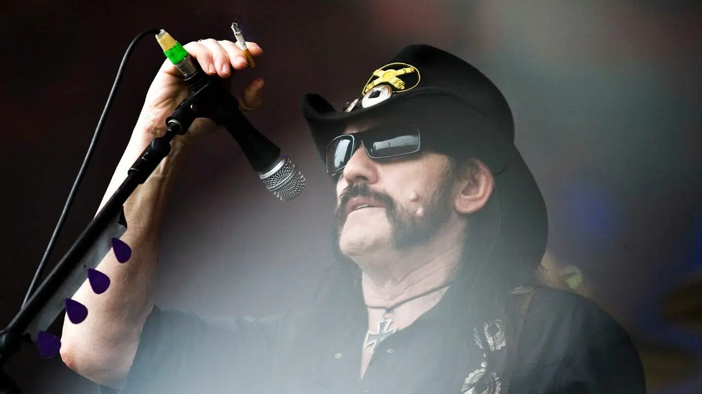 Her ses Lemmy, da Motörhead optrådte på Roskilde Festival.