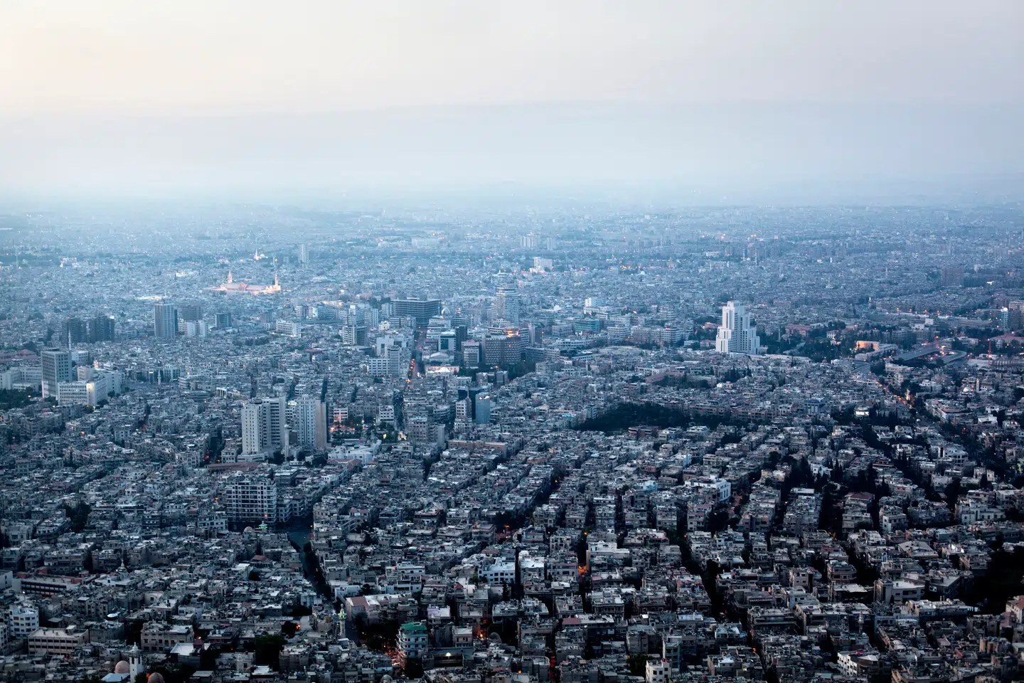 solopgang over Syriens hovedstad Damaskus