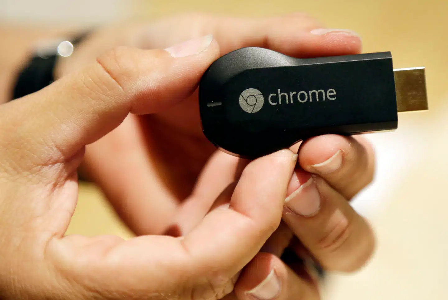 Den første udgave af Google Chromecast kom på markedet i juli 2013. Det var Googles forsøg på at tage kampen op med Apple TV-boksen fra konkurrenten.