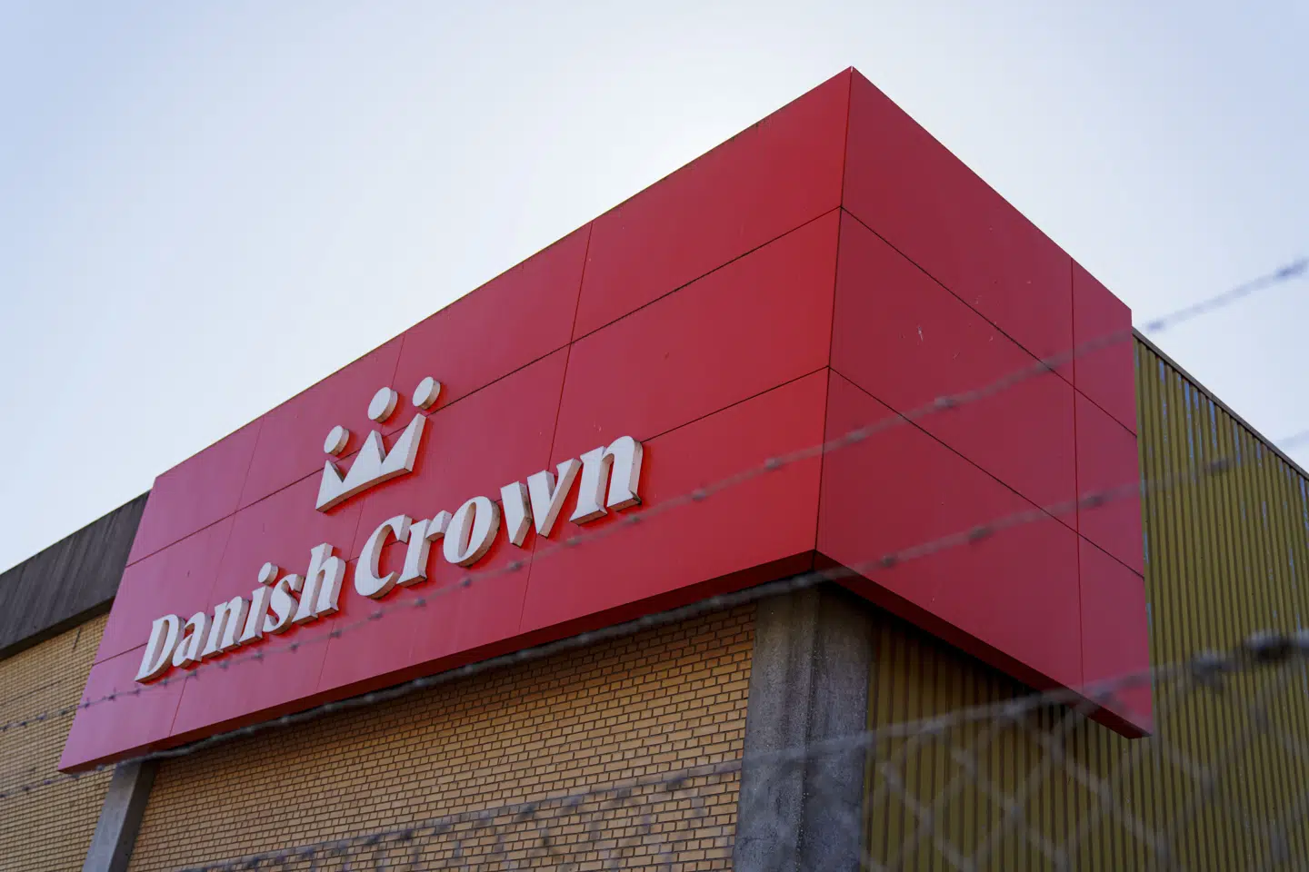 Danish Crown er i forvejen på jagt efter en ny topchef. Nu er næstformand Thomas Kjær også gået af. (Arkivfoto).