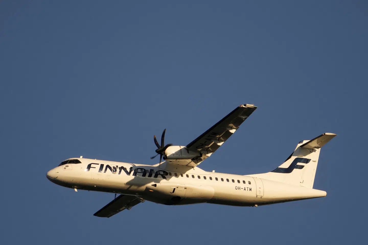 Dette fly fra Finnair er et ATR-72-500. Det er et fly mage til, der fredag styrtede i Brasilien med 62 om bord.