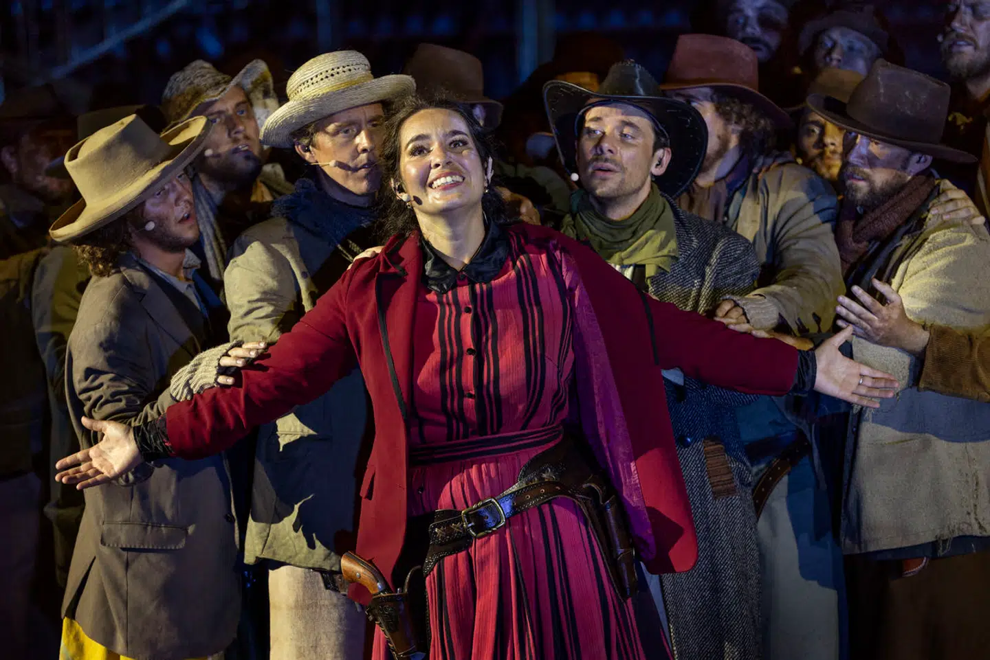 Ukrainske Kseniya Bakhritdinova er det skønne og eftertragtede midtpunkt i »Pigen fra Vesten«.