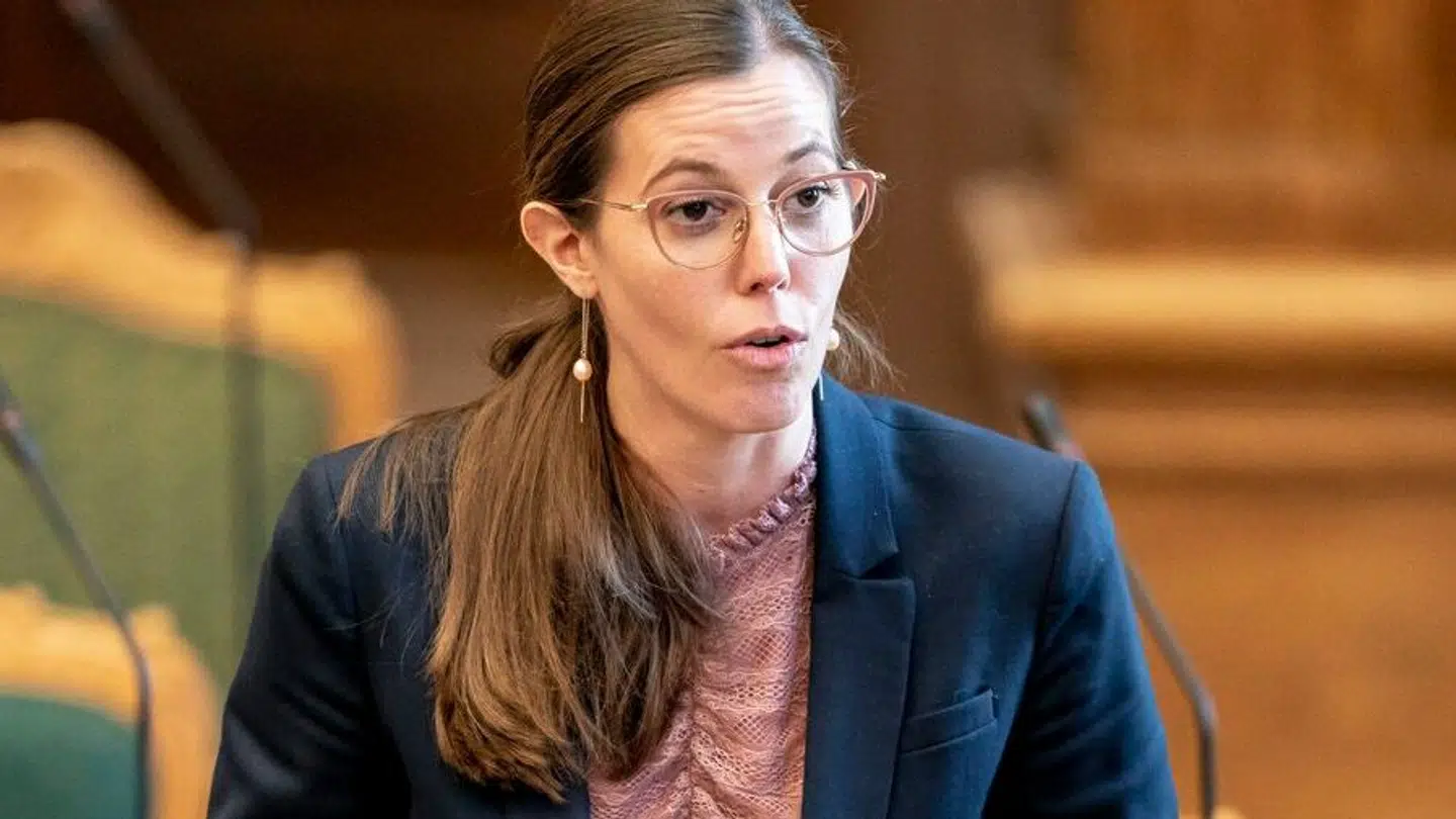 Mai Mercardo (KF) tilslutter sig DF og LAs kritik af regeringen, efter et nyt studie viser, at koranloven formodentlig ikke har gjort danskerne mere sikre.