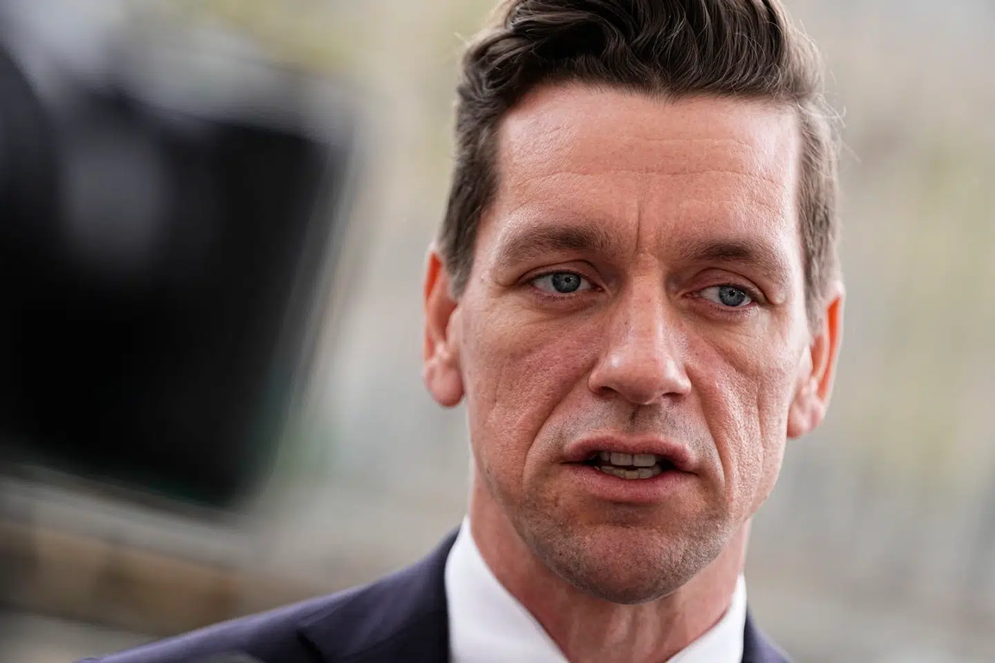 Udlændinge- og integrationsminister Kaare Dybvad Bek (S) kaldte kønsopdelt svømning 'udansk', og ville have kommunerne til at stoppe det. Men det må kommunerne slet ikke, lyder meldingen fra flere.