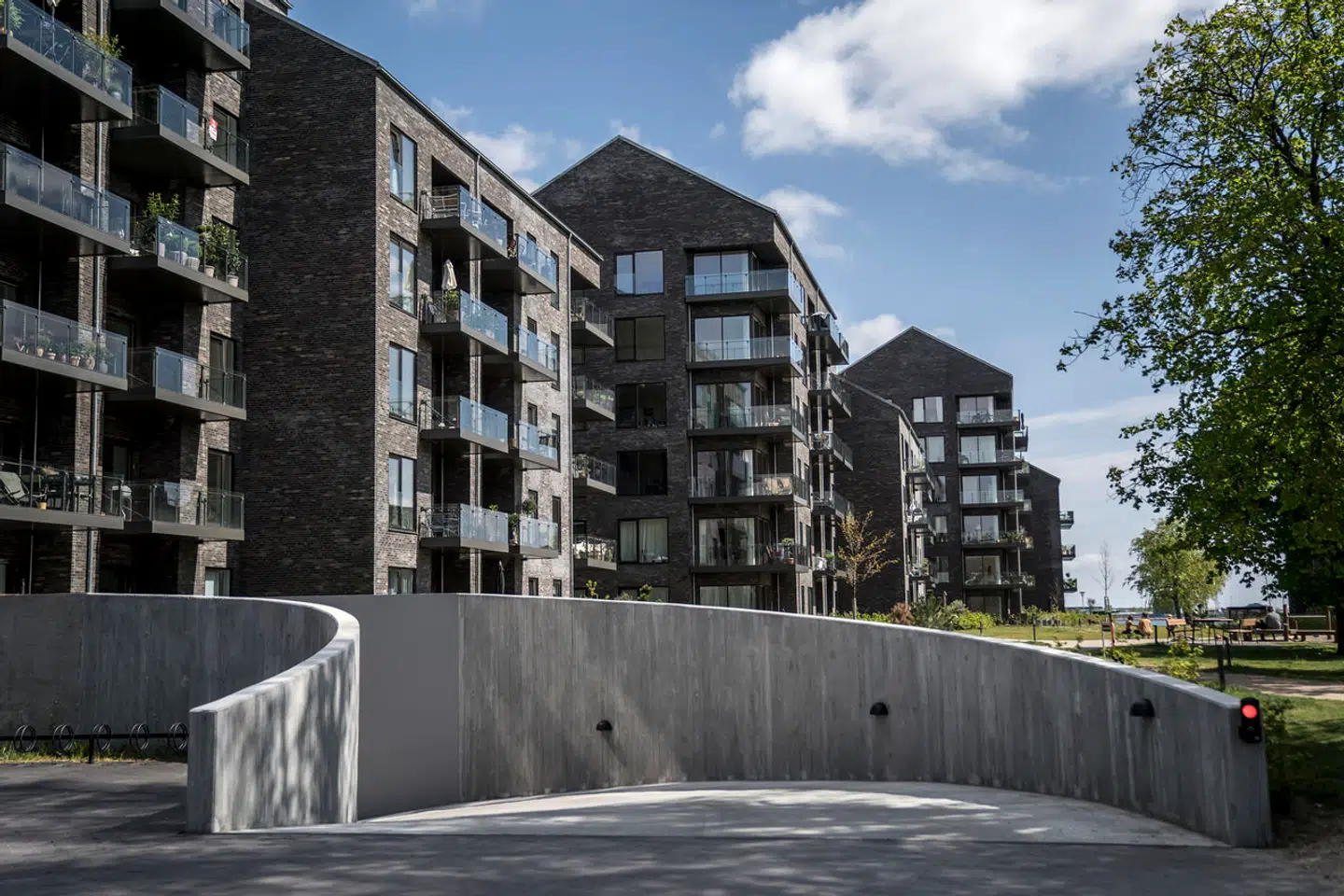 Det er især i hovedstaden, at boligpriserne stiger målt i kroner. Her er et af de dyrere kvarterer omkring Scherfigsvej mellem Østerbro og Hellerup.