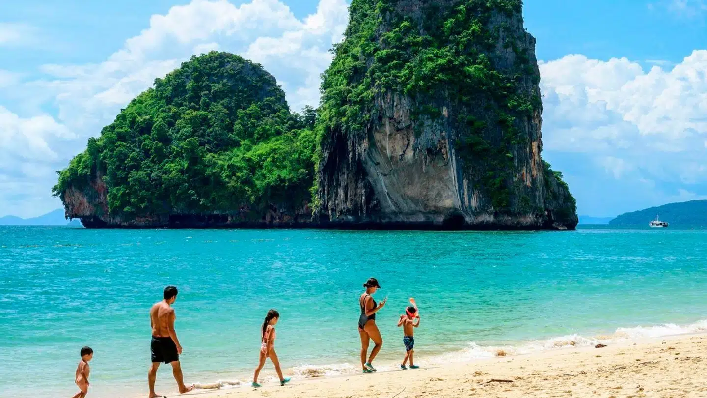 Rejseselskabet TUI har frem til 15. august solgt 73 procent flere vinterrejser til Phuket i Thailand sammenlignet med samme periode sidste år.