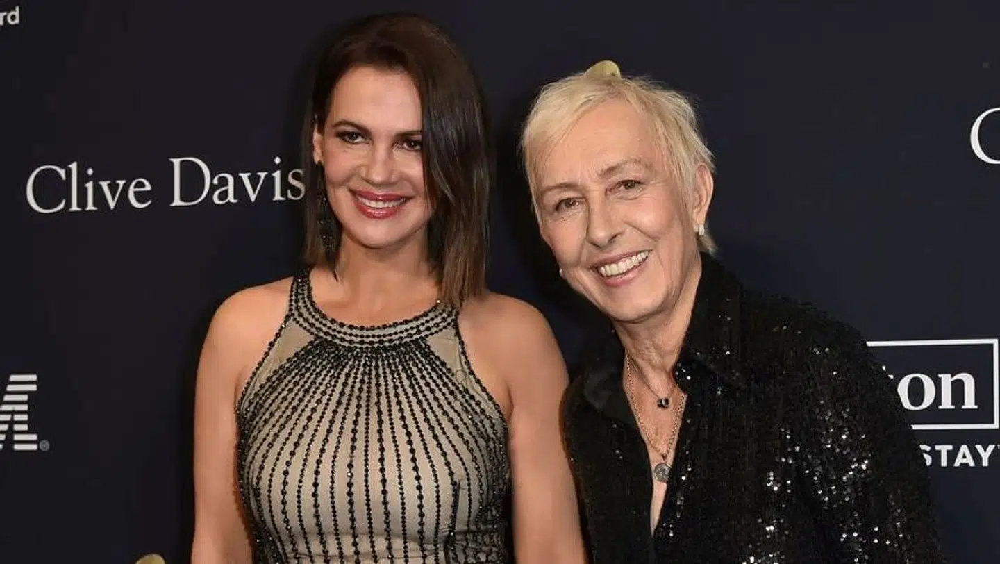 Julia Lemigova, tv., og Martina Navratilova side om side.