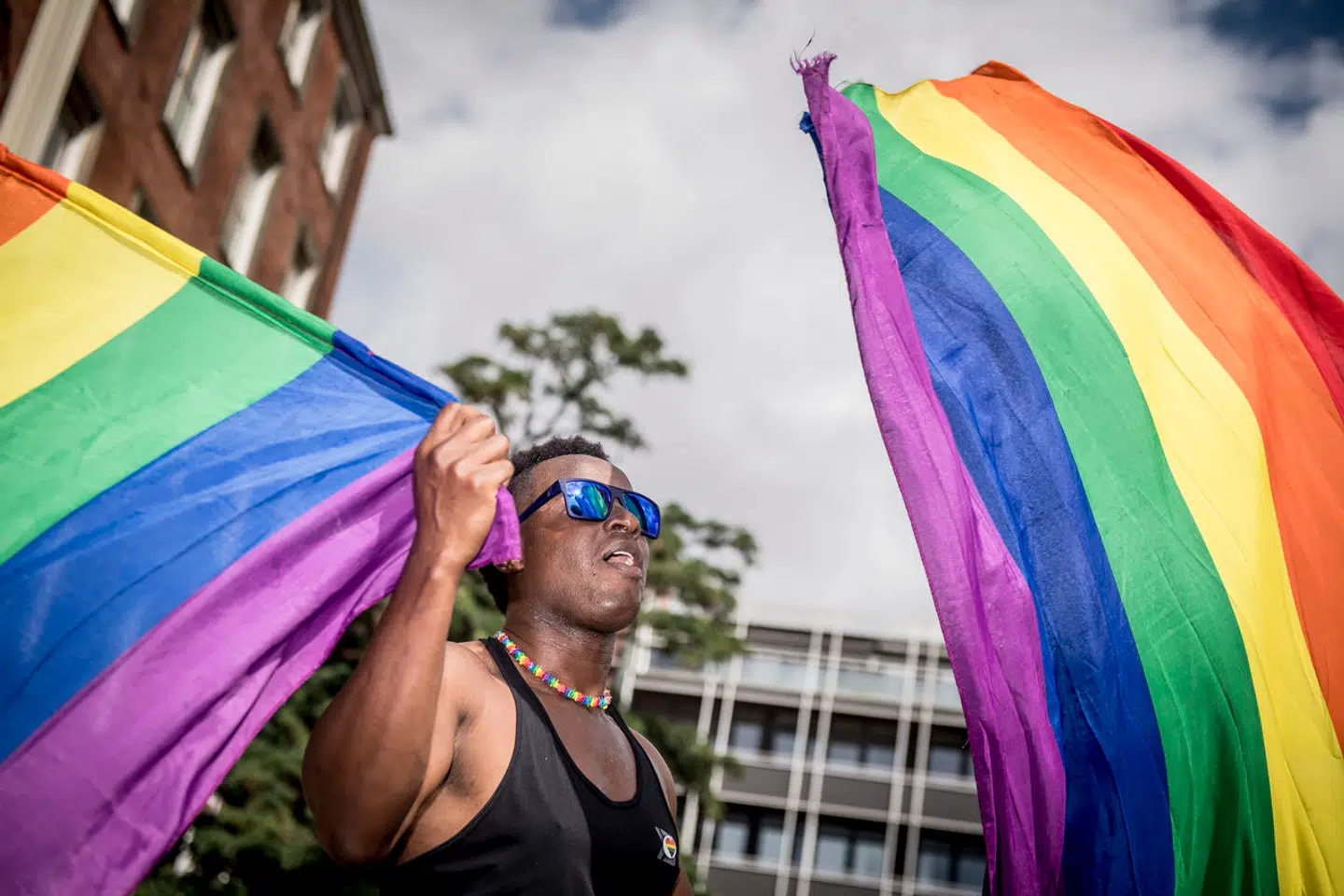 I disse dage afholdes Copenhagen Pride, ikke mindst med den store parade i dag fra Frederiksberg Rådhus til Rådhuspladsen. Priden har klokket i det, men nu skal den have en chance, mener Jakob Steen Olsen.