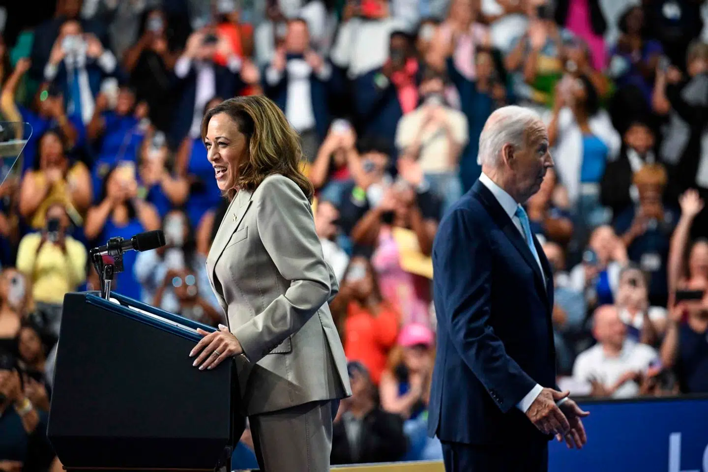 Joe Biden skal tale på Demokraternes konvent, men Kamala Harris gør nok klogt i at komme med sin egen vision for USAs økonomiske fremtid.