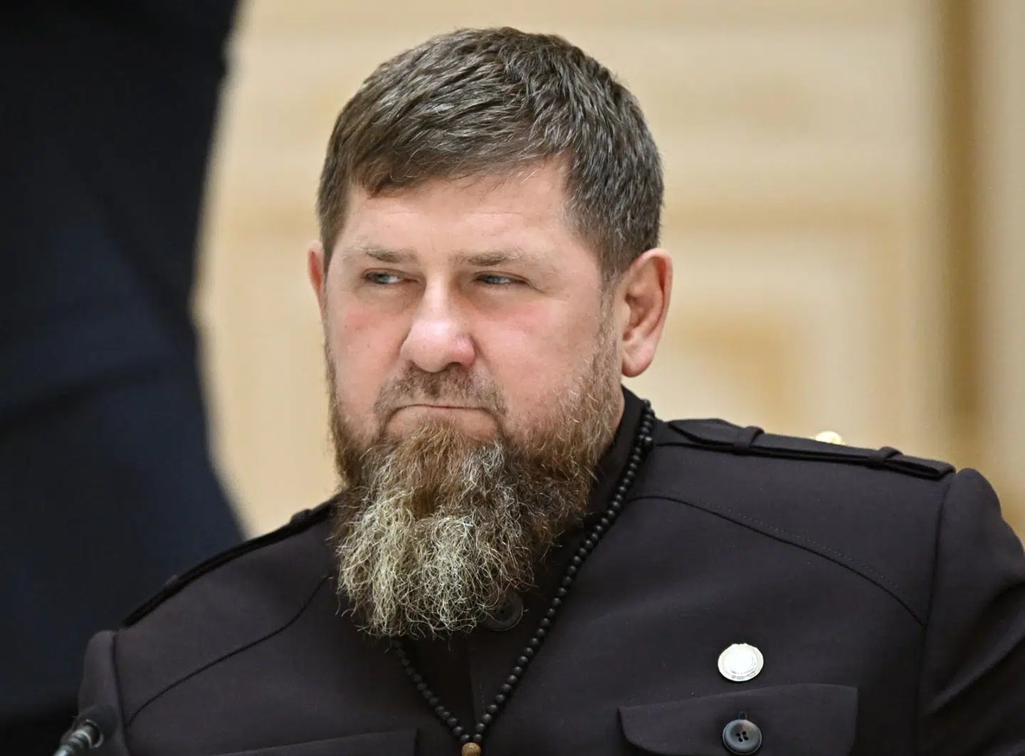 Ramzan Kadyrov er tilbage. Nu med maskingeværs-Tesla.