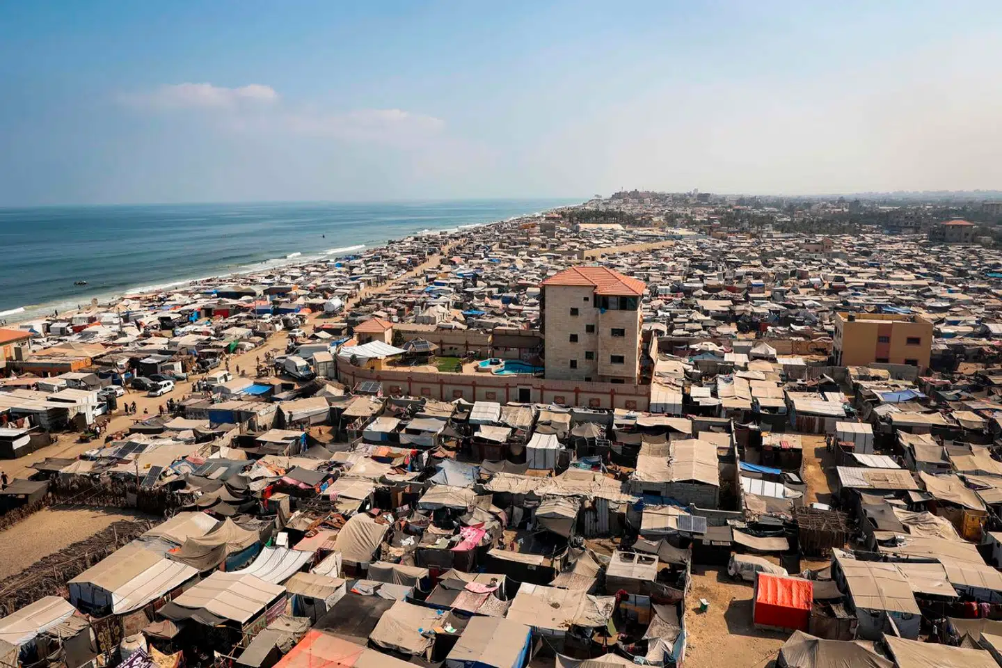 Improviseret flygtningelejr i Deir al-Balah i det centrale Gaza.