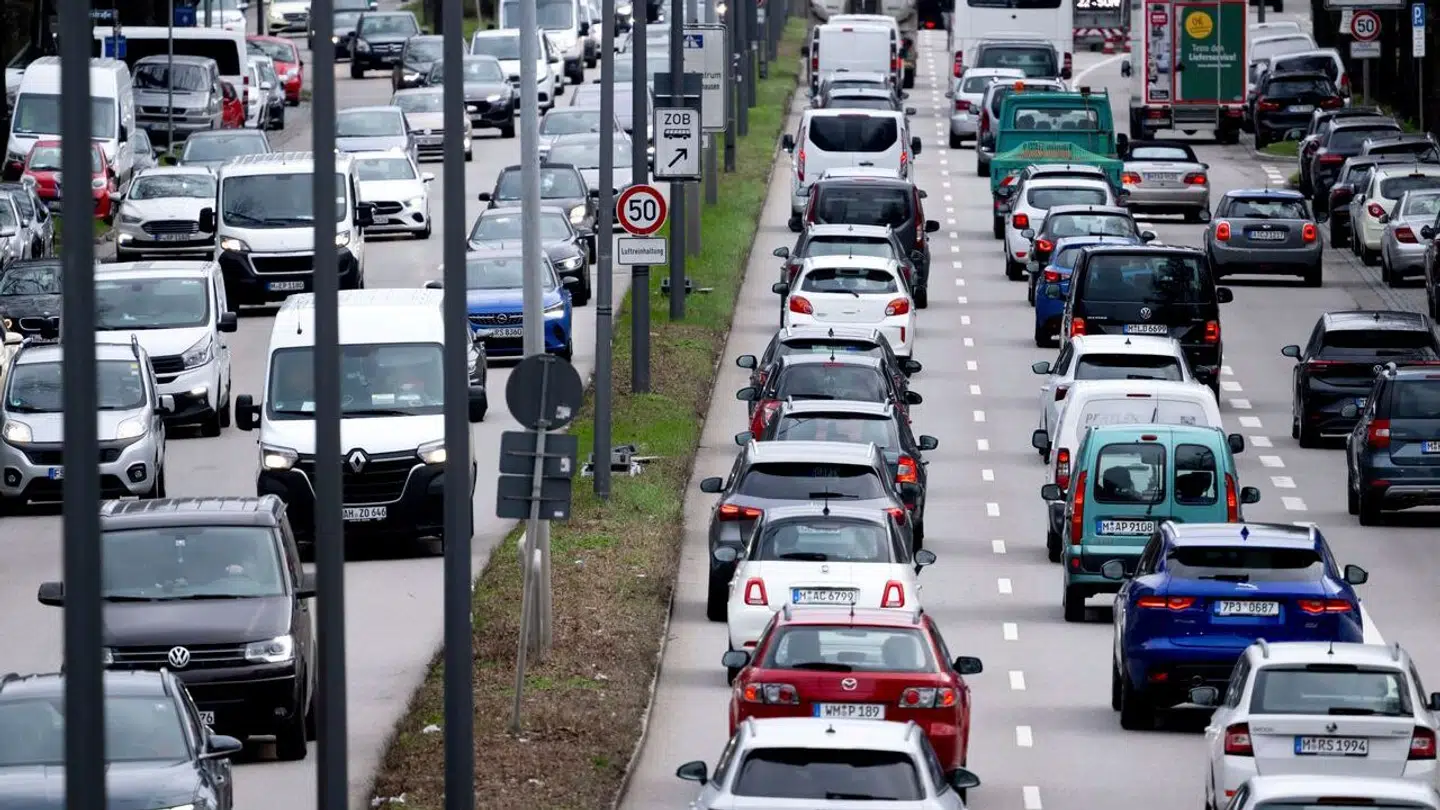 Danskerne søger lige nu væk fra to biltyper, lyder meldingen fra førende markedsanalytiker.