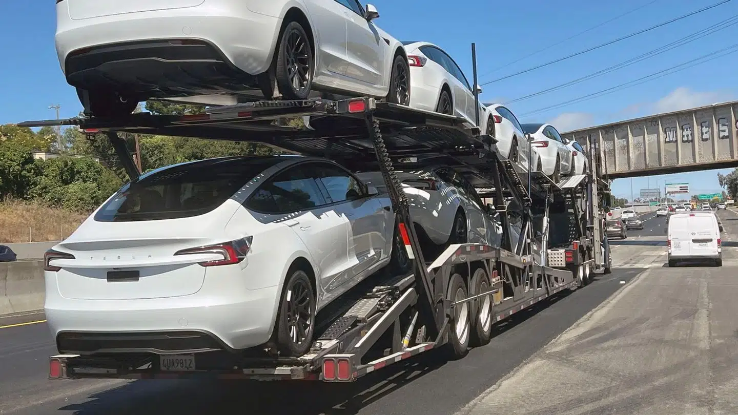 Tesla bliver ramt af en markant lavere toldsats end konkurrenterne, slår EU-kommissionen fast tirsdag.