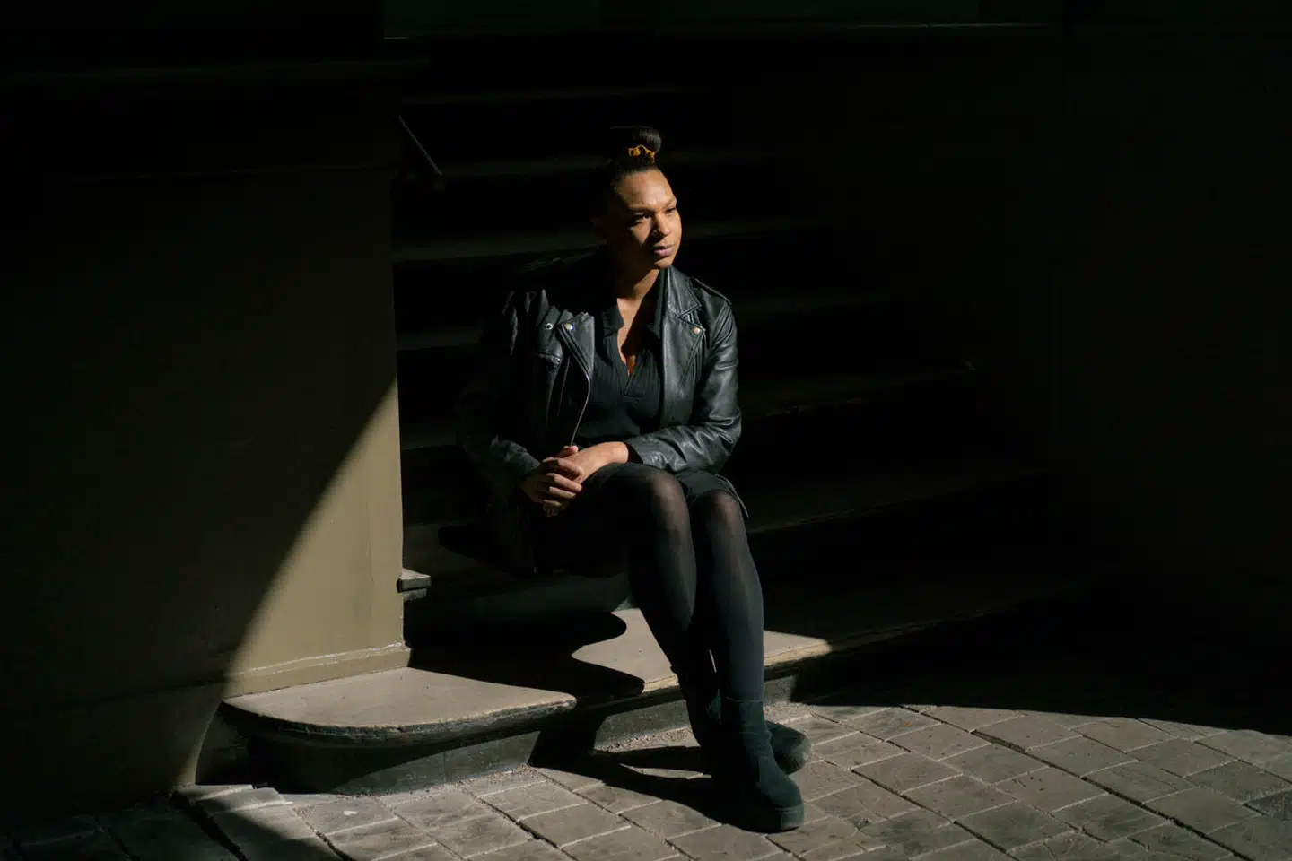 Aminata Amanda Corr lyder som om, hun er flyttet ind i Omvendtslev, mener Sune Knudsen.