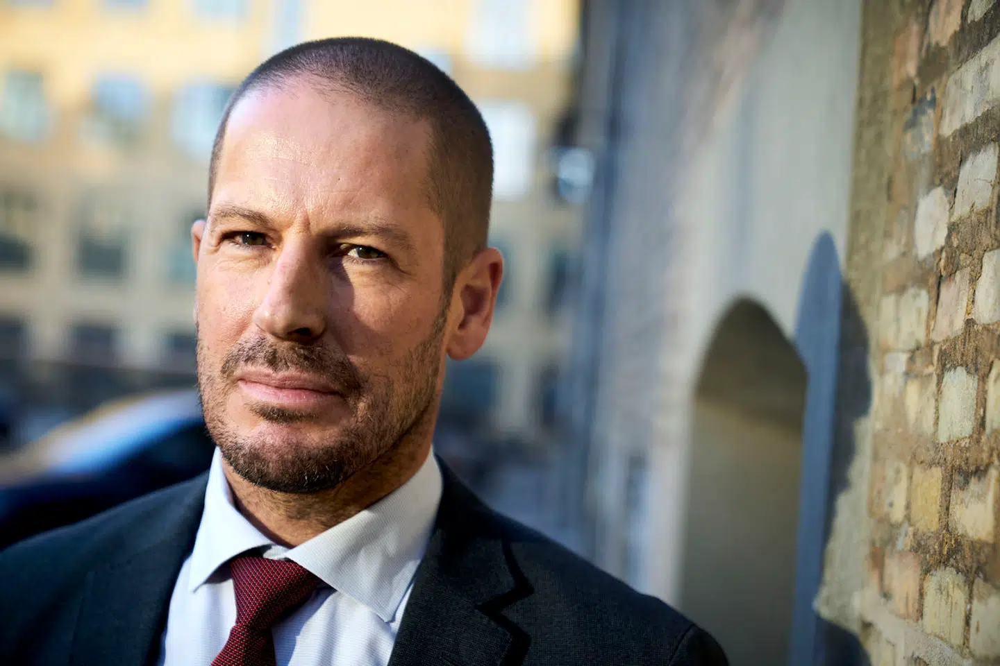 Advokat Jonas Christoffersen kalder det »et populistisk forslag«, at Danmark bør tage et direkte opgør med Den Europæiske Menneskerettighedsdomstol, når det kommer til udvisning af kriminelle udlændinge.