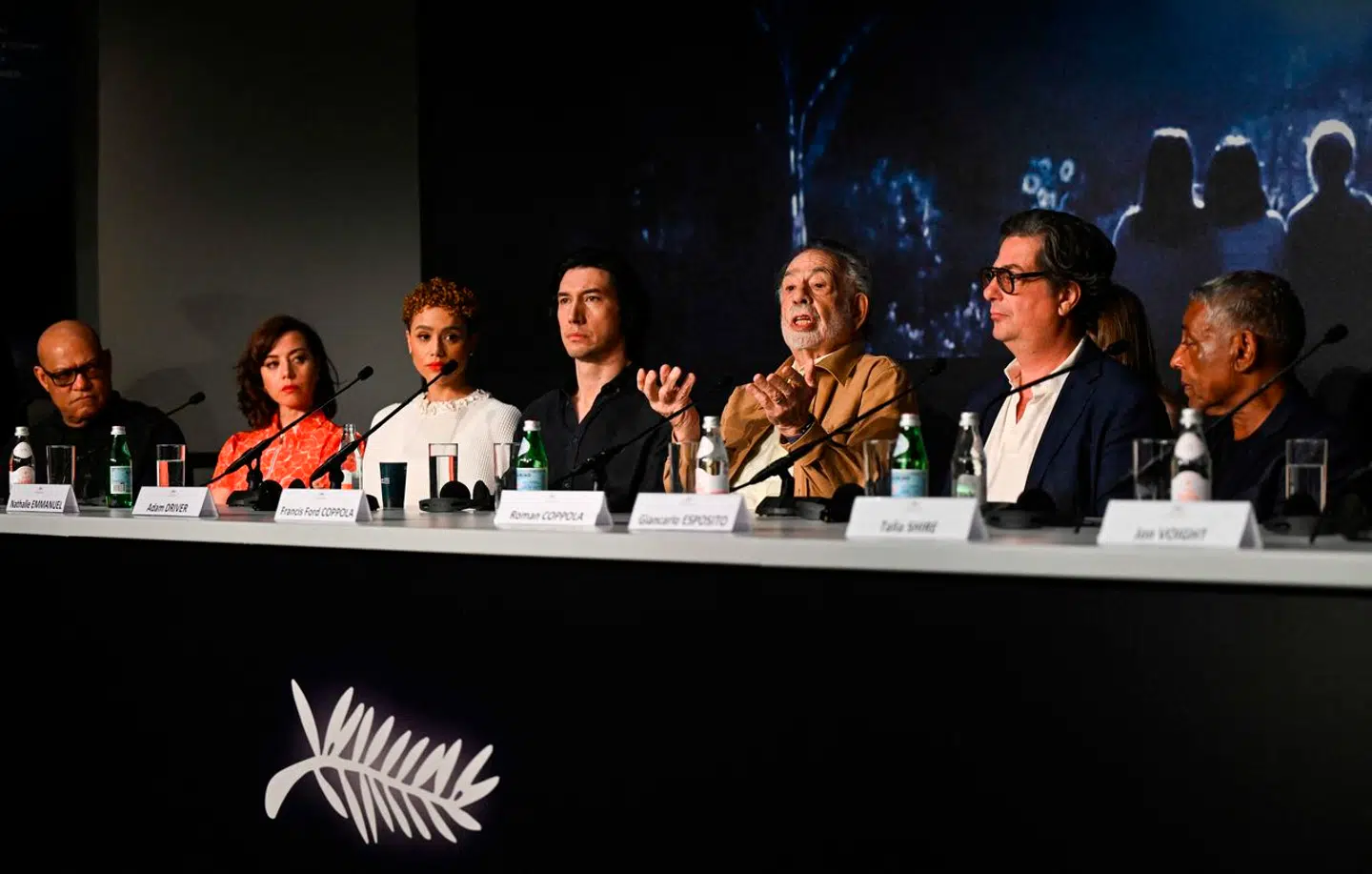 Filmen inkluderer store navne som den Oscar-nominerede Adam Driver, Shia LaBeouf, Laurence Fishburne og den Oscar-vindende Dustin Hoffman.