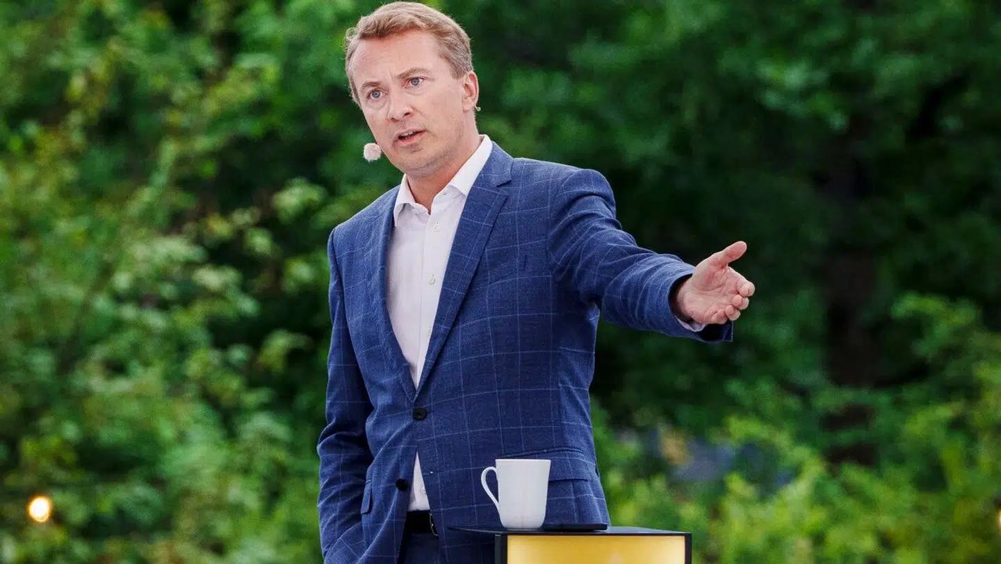 Dansk Folkepartis formand Morten Messerschmidt mener, at det er forkert, når politiet i udgangspunktet ikke oplyser signalementet på mulige gerningsmænd.