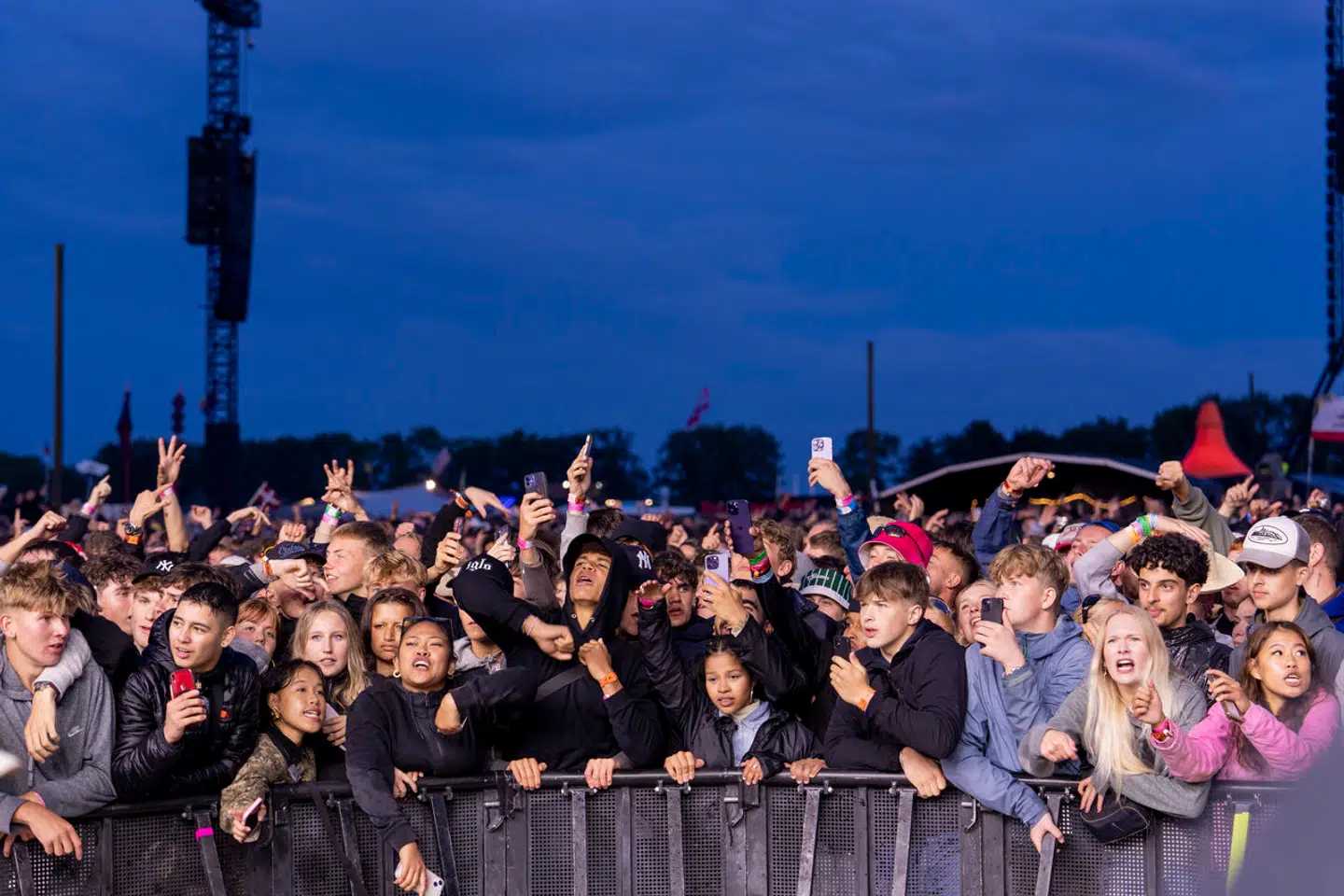 Sådan så der ud under Roskilde Festivalen i sommeren 2024. Fredag genåbner festivalpladsen, når 23.000 Novo Nordisk-medarbejdere samles til Danmarks største firmafest.