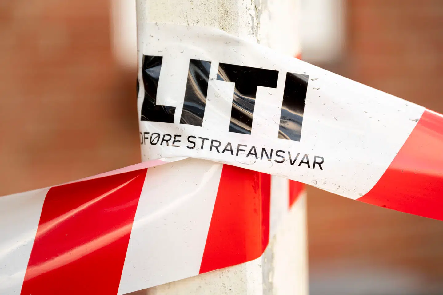 Mindst tre »ikke etnisk danske« mænd stod ifølge Østjyllands Politi bag en modbydelig forbrydelse begået i Aarhus lørdag morgen.