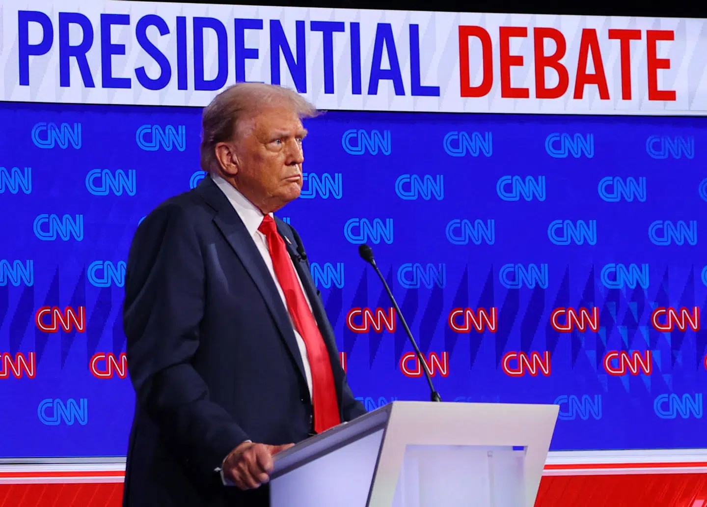 Donald Trump antydede på det sociale medie Truth Social søndag, at han muligvis vil skippe den politiske debat mod Kamala Harris, der vil finde sted i næste måned.