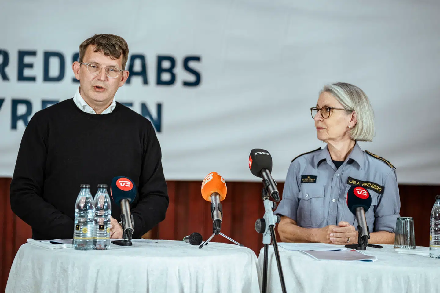 Forsvarsminister Troels Lund Poulsen (V) og direktør i Beredskabsstyrelsen Laila Reenberg præsenterede i juni myndighedernes anbefalinger til borgerne i forbindelse med kriser.