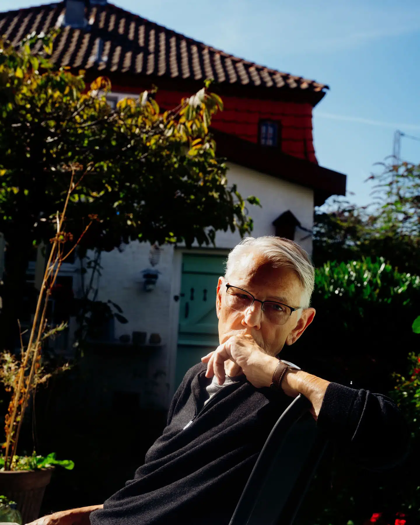 »Jeg fik en vision. Hvad hvis Mariann og jeg sad ved siden af hinanden en stille onsdag formiddag og delte et par dødelige piller?« Foto: Ivan Boll