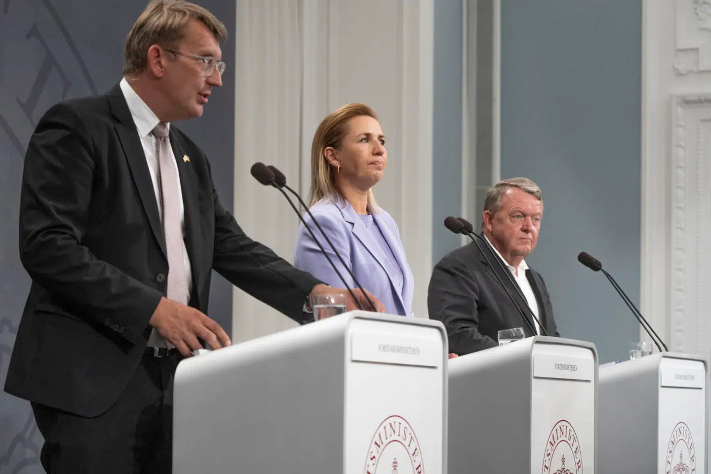 »Spørgsmålet er, om det endelig er ved at lykkes Troels Lund Poulsen roligt at placere partiet et sted, hvor det i det mindste ikke bliver fortæret af regeringssamarbejdet.« Christian Egander gør status efter regeringsrokaden.