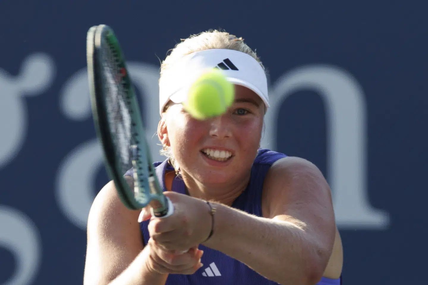 Clara Tauson tabte i anden runde til den 18.-seedede russer, Diana Shnaider.