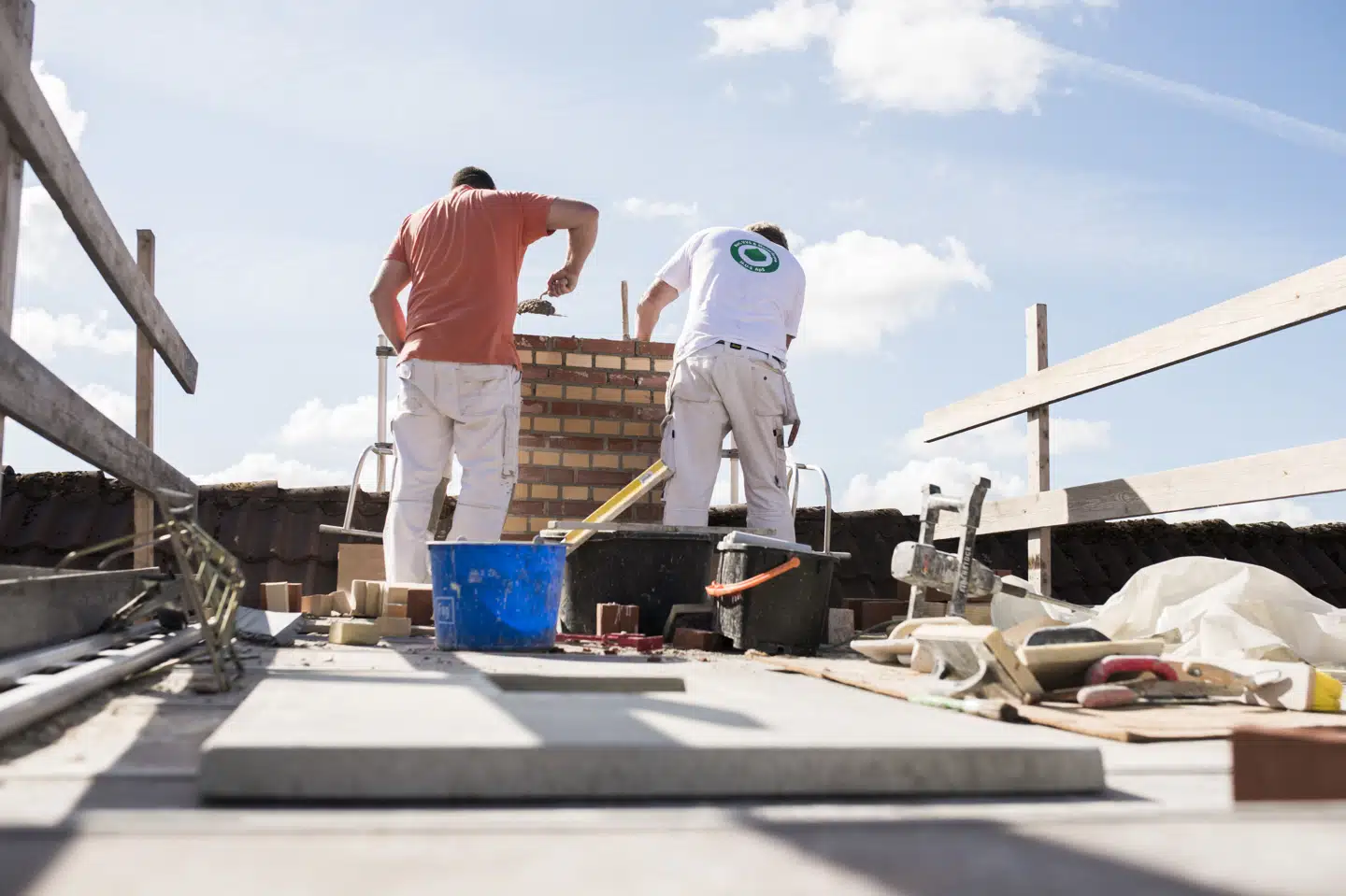 Hundredtusindvis af borgere brugte håndværkerfradraget, indtil det blev afskaffet. Nu vil regeringen genoplive det med udspil til finansloven for 2025.