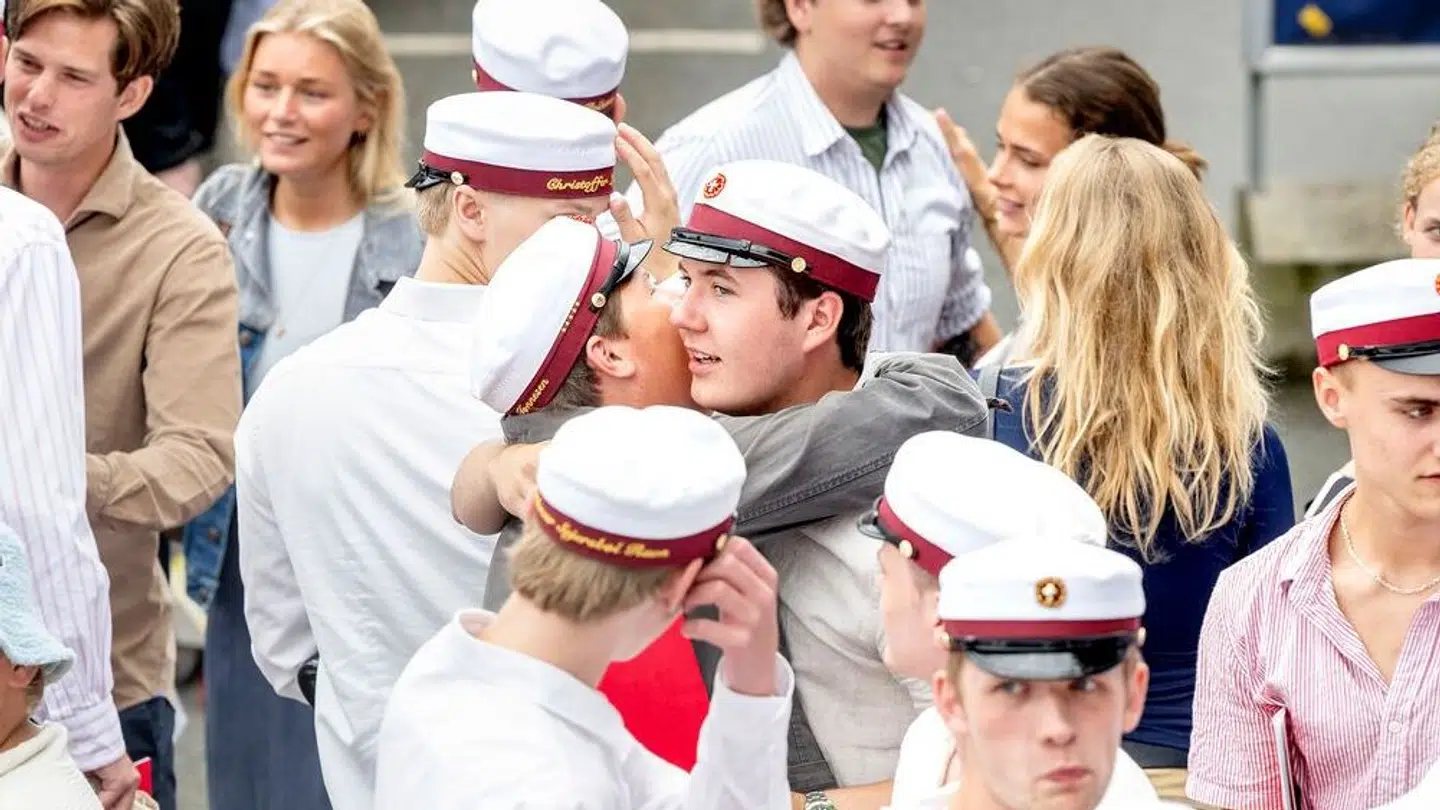 Kronprins Christian har nydt livet som nybagt student hele sommeren, men nu er det på tide at få en lidt mere seriøs profil, mener Anna Thygesen.