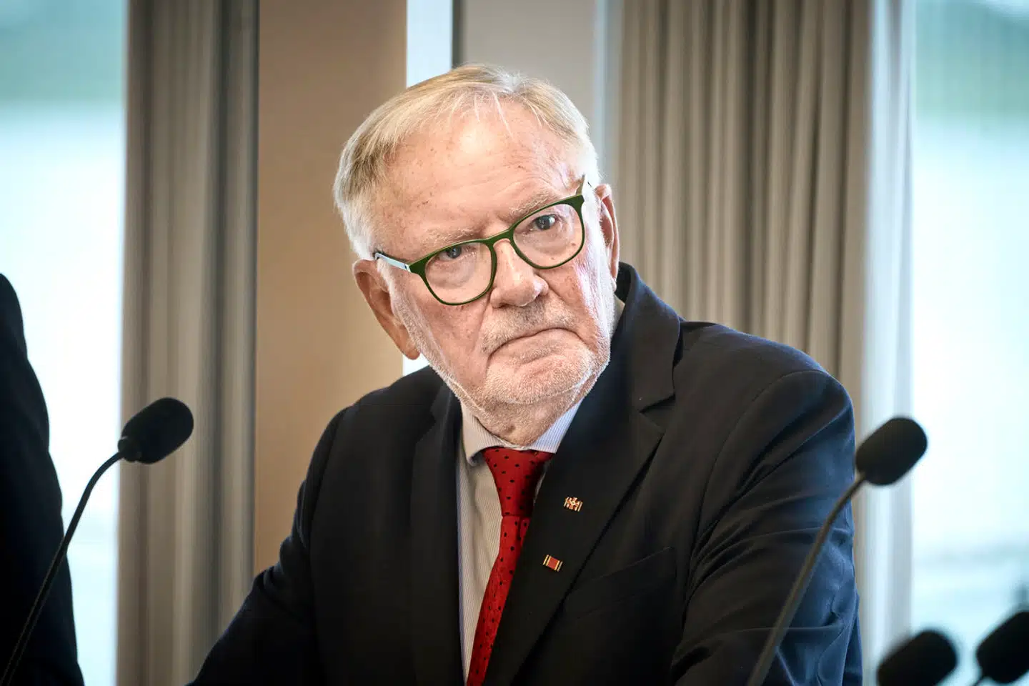 Da det i juni blev meldt ud, at Harboe-formand Bernd Griese ville trække sig, sprang selskabets aktiekurs i vejret med næsten 14 procent. Ironisk nok betød det, at værdien af hans egne aktier steg med flere millioner kroner.