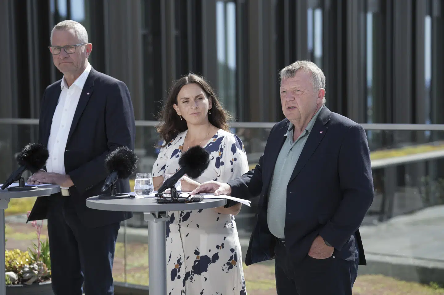 Moderaterne holdte for nylig sommergruppemøde. Her ses formand Lars Løkke Rasmussen, politisk ordfører Monika Rubin og gruppeformand Henrik Frandsen. (Arkivfoto).
