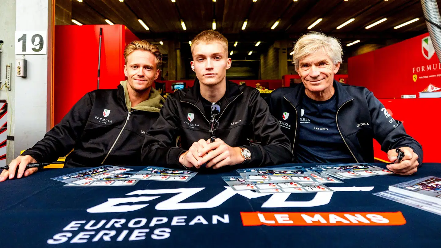Nicklas Nielsen hjælper Conrad og Johnny Laursen i ELMS.