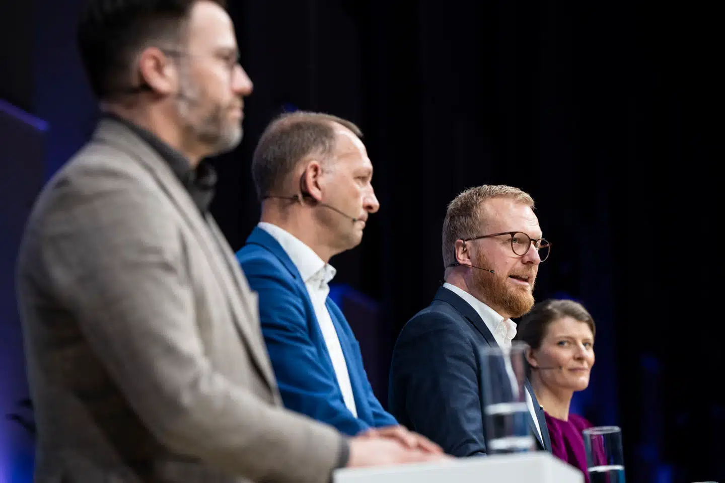 »Det er afgørende, at vi som samfund værner om den unikke danske aftalemodel. Den spiller en nøglerolle i, at danske virksomheder klarer sig så relativt godt i den internationale konkurrence,« skriver Morten Skov Christiansen og Jacob Holbraad.