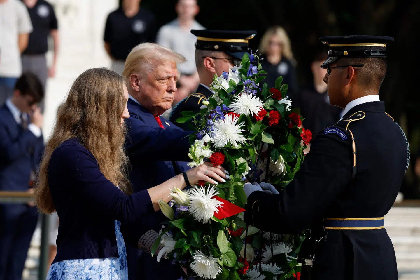 Den republikanske præsidentkandidat Donald Trump er blevet kritiseret af både veteraner og pårørende til dræbte amerikanske soldater denne uge efter et besøg på en militærkirkegård. Lørdag melder Harris sig ind i koret af kritikere. (Arkivfoto).