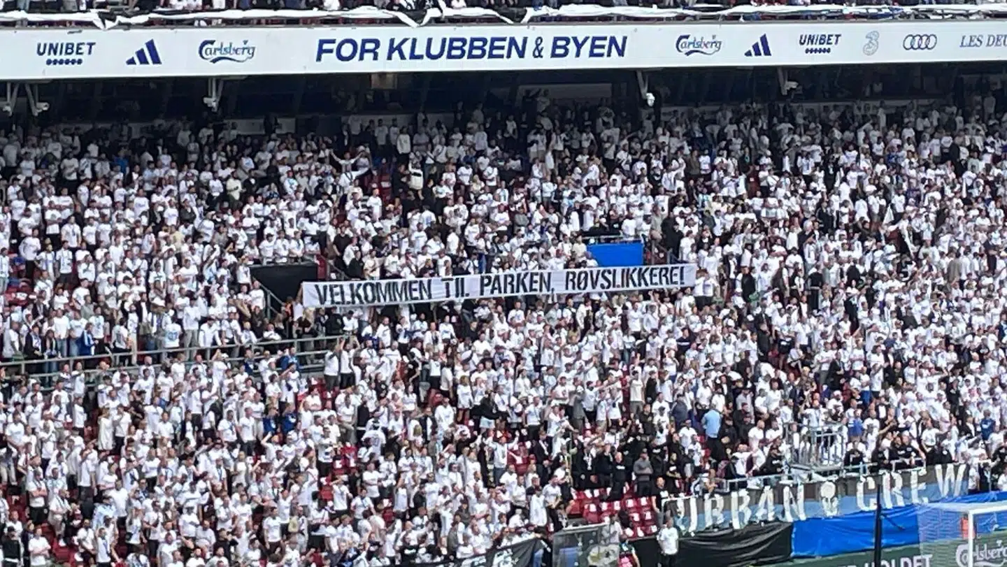 Brøndby-fansene fik en 'varm' velkomst i Parken.