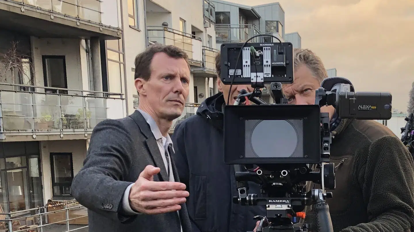 Prins Joachim har været med på lige fod med alle andre, da dokumentaren om danmarkshistorien skulle filmes.