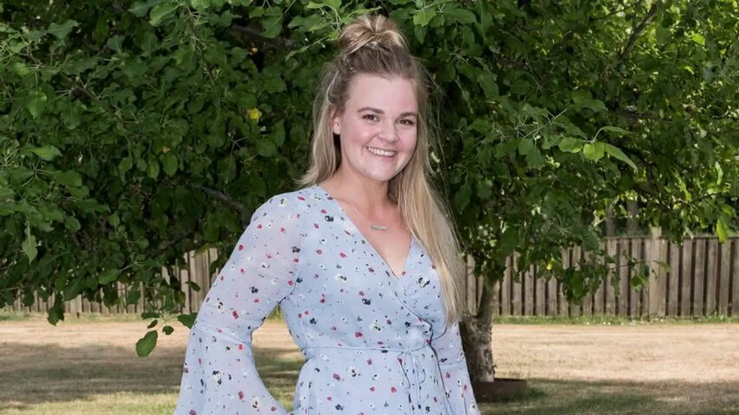 Liv Martine Hansen undskylder nu til keramikeren.