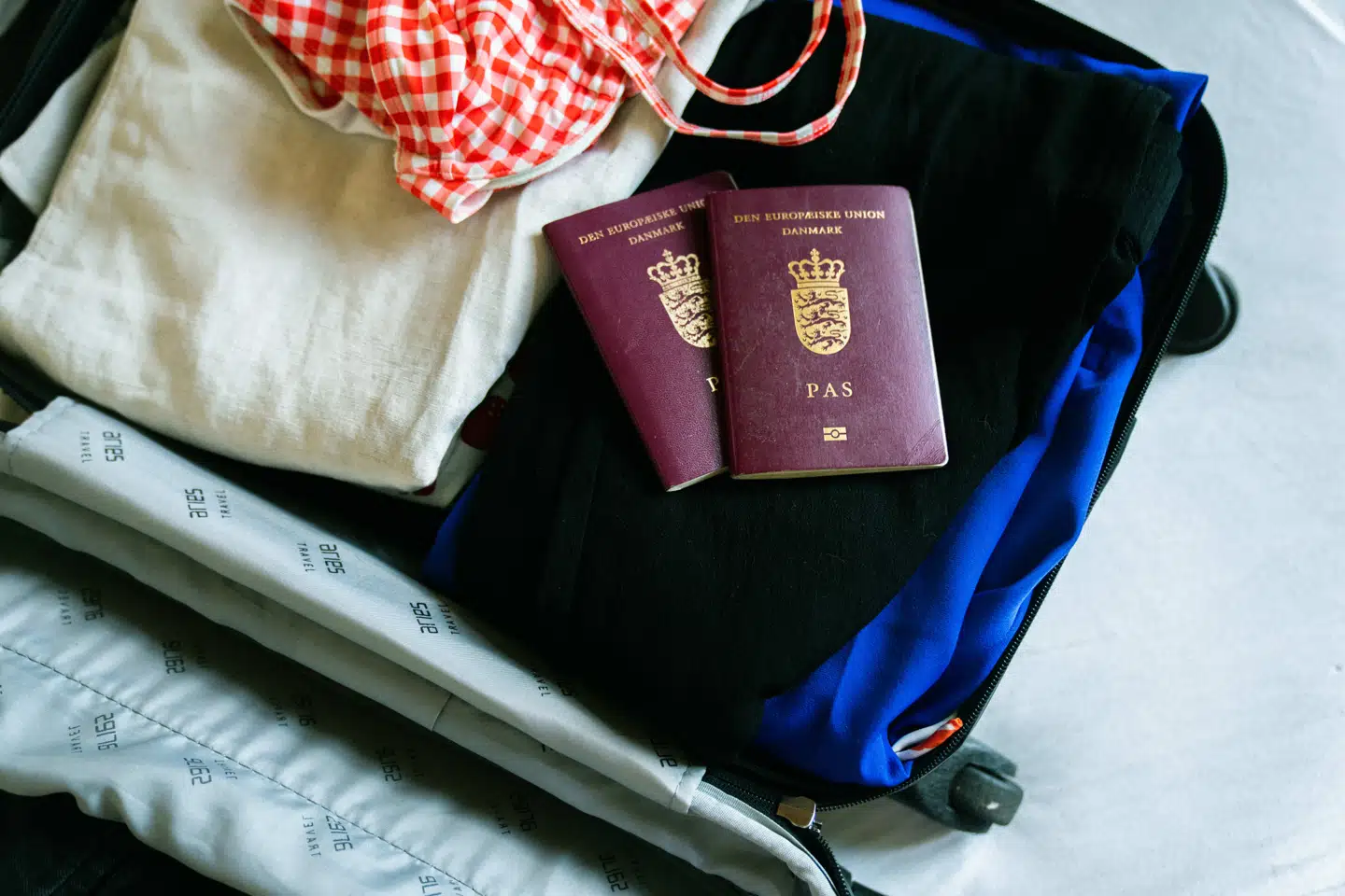 Der kan være mange andre grunde end nydelse til at rejse udenlands, skriver Frederik Stjernfelt. Arkivfoto: Ida Marie Odgaard, Scanpix.