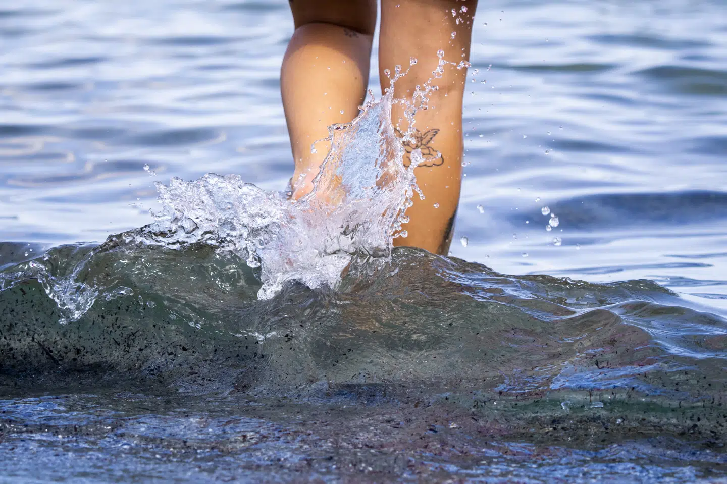 Det vil være oplagt at pakke badetøj og godt med væske de kommende dage, for DMI har udsendt et varsel om hedebølge gældende for det meste af hovedstadsområdet. Onsdag nåede man på Frederiksberg lige over 29 graders varme, og de næste tre dage forventes lignende temperaturer i hovedstadsområdet. (Arkivfoto).