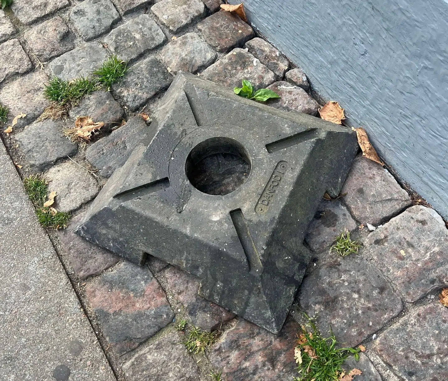 Sådan så den soldaterfod, som Noah kørte ind i, ud. Det her er den ikke den samme, som den 13-årige dreng ramte.